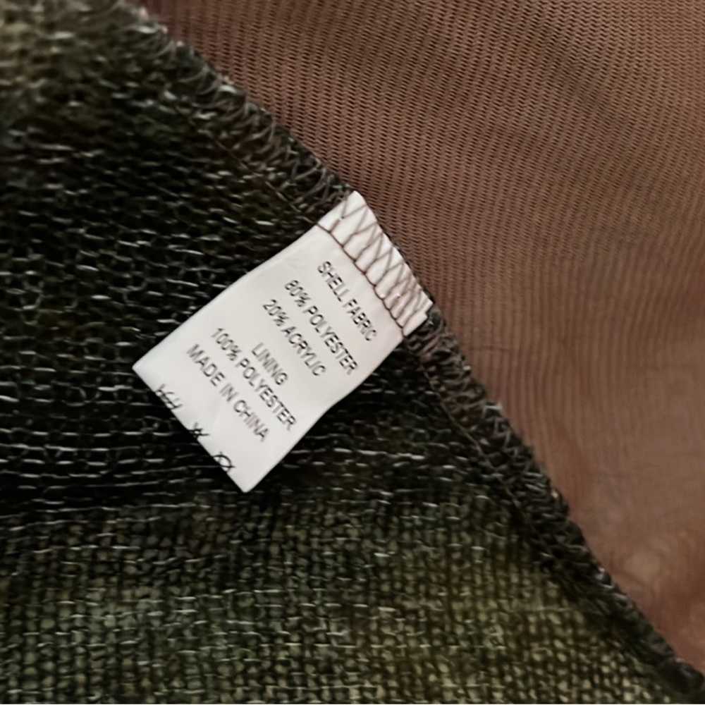 Tapering John Fashion Blouse 🔥 Price Dropped 🔥 - Picture 7 of 9